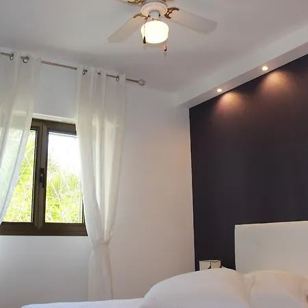 Apartman Avec Jardin *