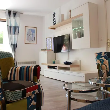 Apartament Avec Jardin